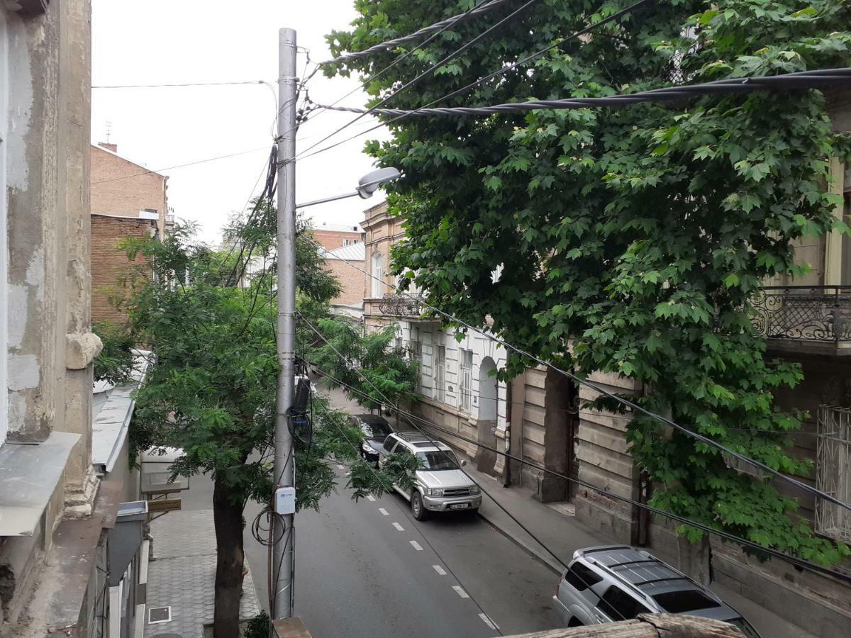 Woodmood Hostel Tbilisi Exterior photo